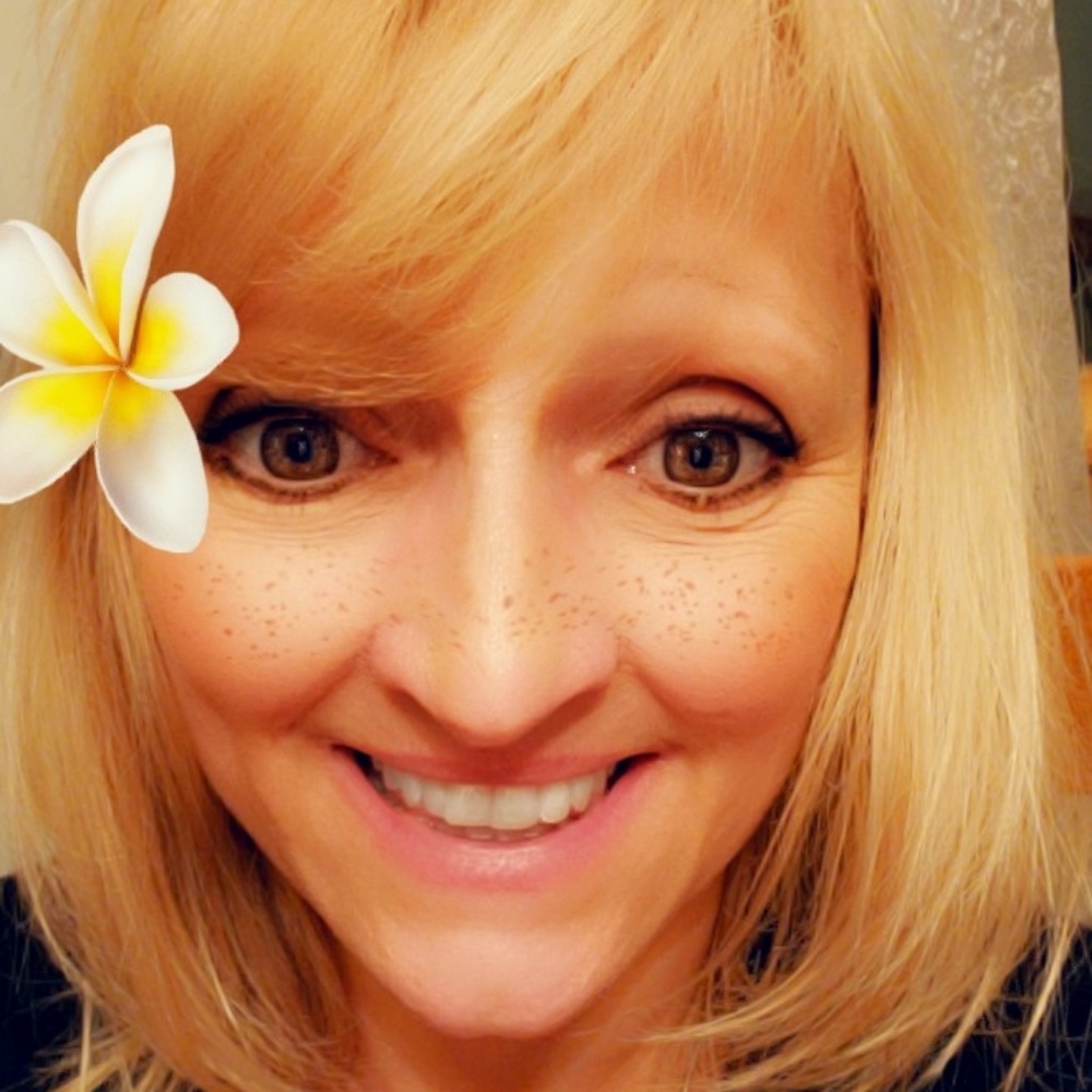 Meet your Posher, Alicia